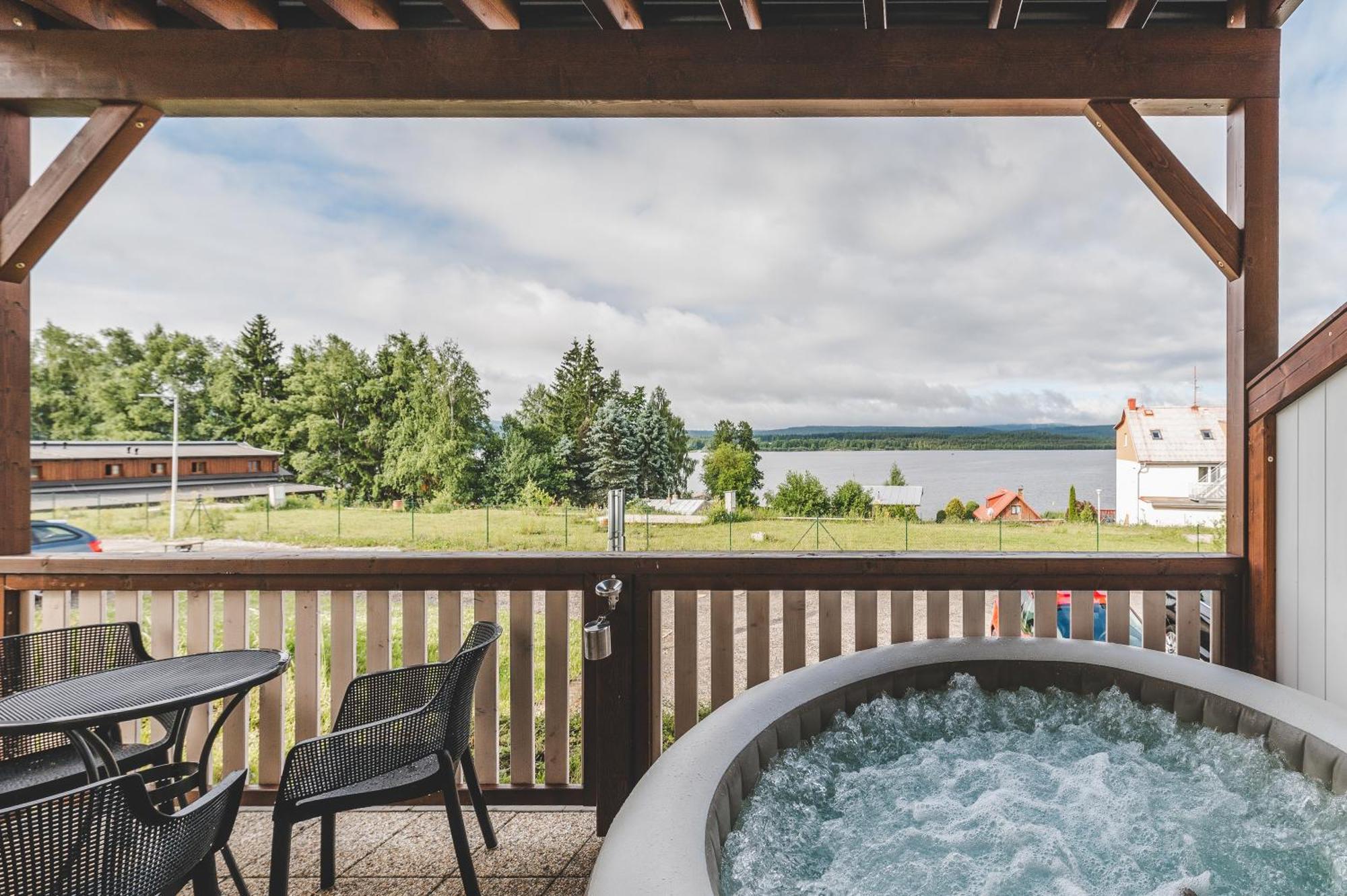Hotel Resort Relax Dolni Vltavice Exterior photo