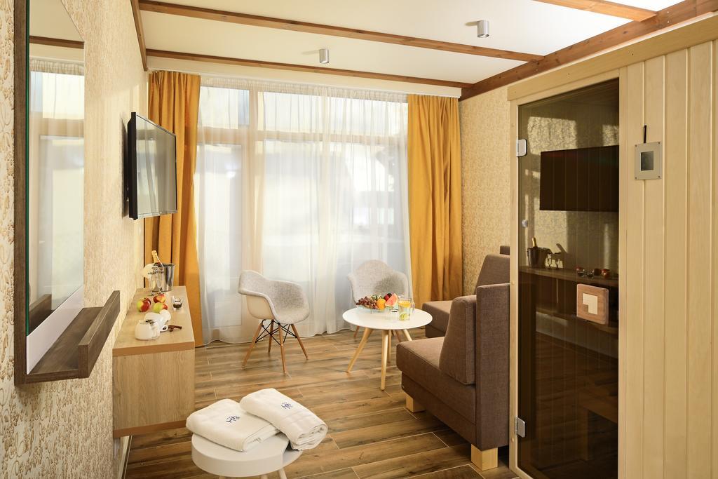 Hotel Resort Relax Dolni Vltavice Exterior photo